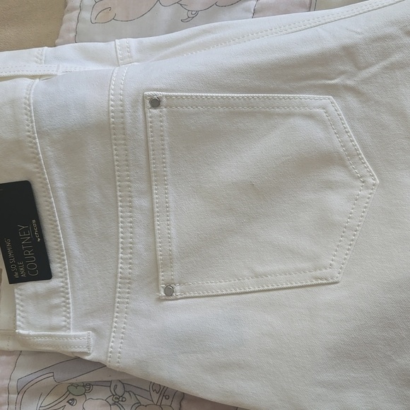 White Straight-Leg Pants - Picture 3 of 7